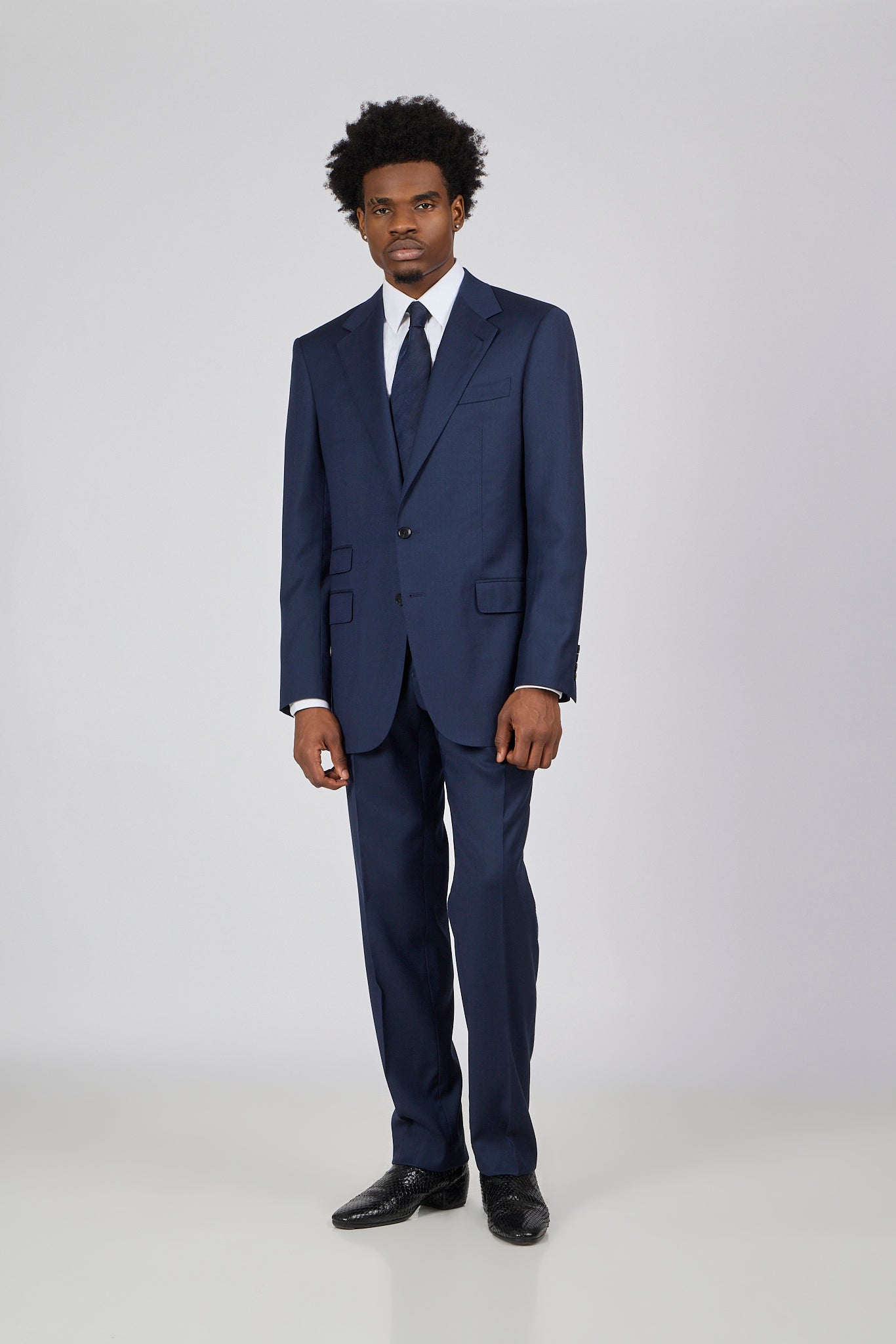 PM Herringbone SB Suit - Elegant Navy in Super 150 Wool